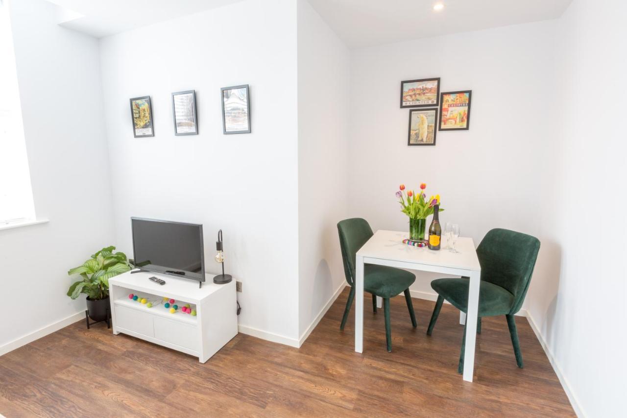 Chester Stays - Lovely Apartment In The Heart Of Chester With Free Parking Zewnętrze zdjęcie