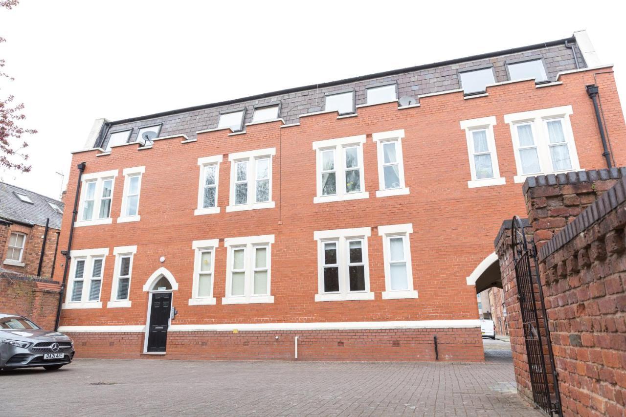 Chester Stays - Lovely Apartment In The Heart Of Chester With Free Parking Zewnętrze zdjęcie